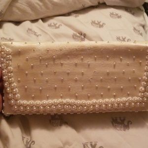Vintage  beaded clutch*price firm